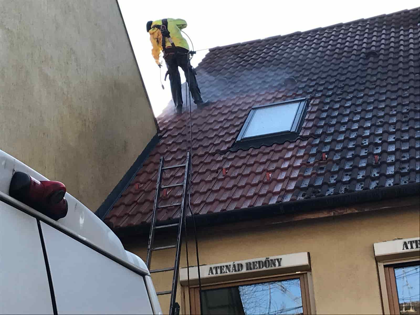 Tető takarítás: Tökéletes megoldás az otthona karbantartásához